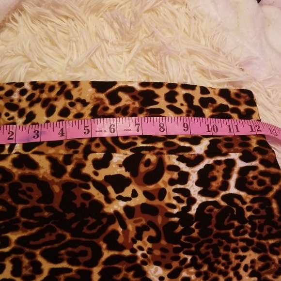 💥NWOT LEOPARD SKIRT💥 - Picture 4 of 5